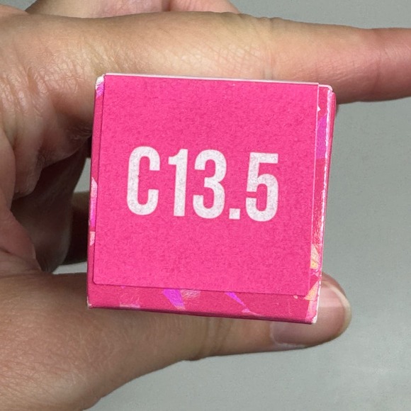 Jeffree Star Cosmetics Magic Liquid Concealer C 13.5 - Picture 3 of 6